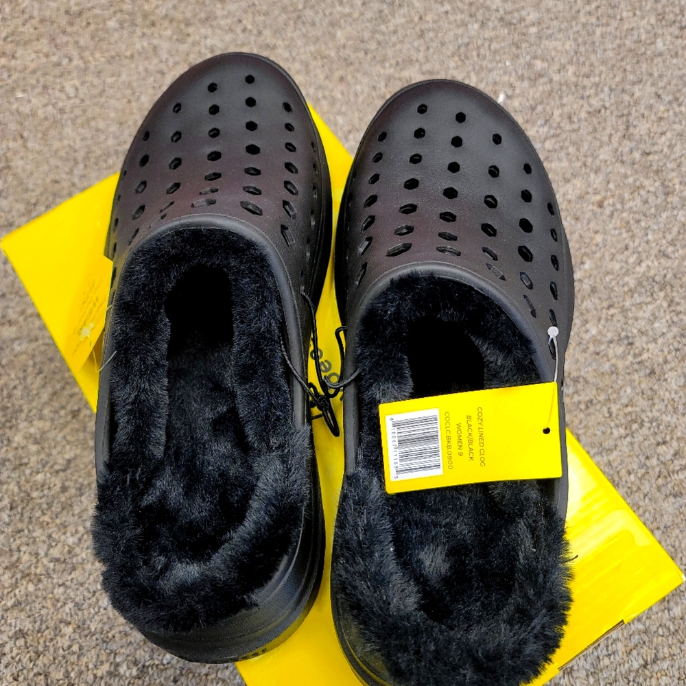 Joybees Cozy Clog Women's Faux Fur Lined Comfort Slip On Black